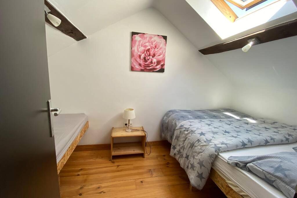 La Petite Maison Bienne-lez-Happart Extérieur photo